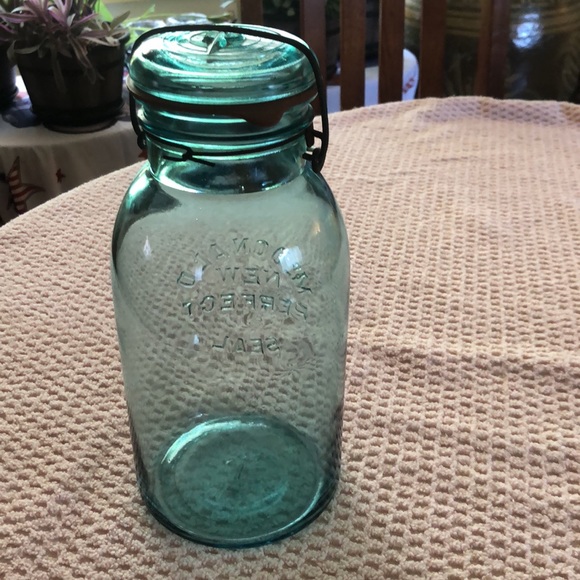 McDonald New Perfect Seal Half Gallon Jar - Picture 2 of 3